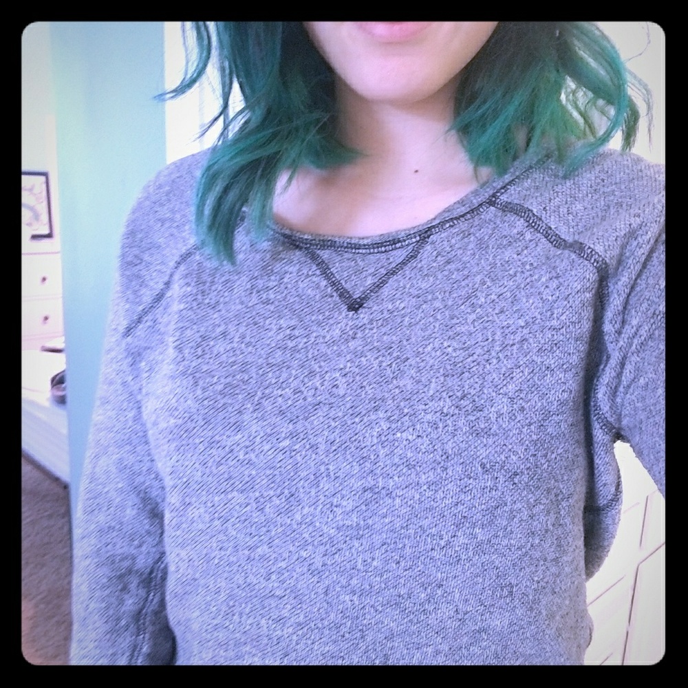 Women's grey sweatshirt